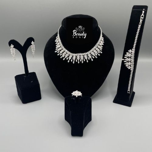 Necklace, earrings, ring, and bracelet set T10218