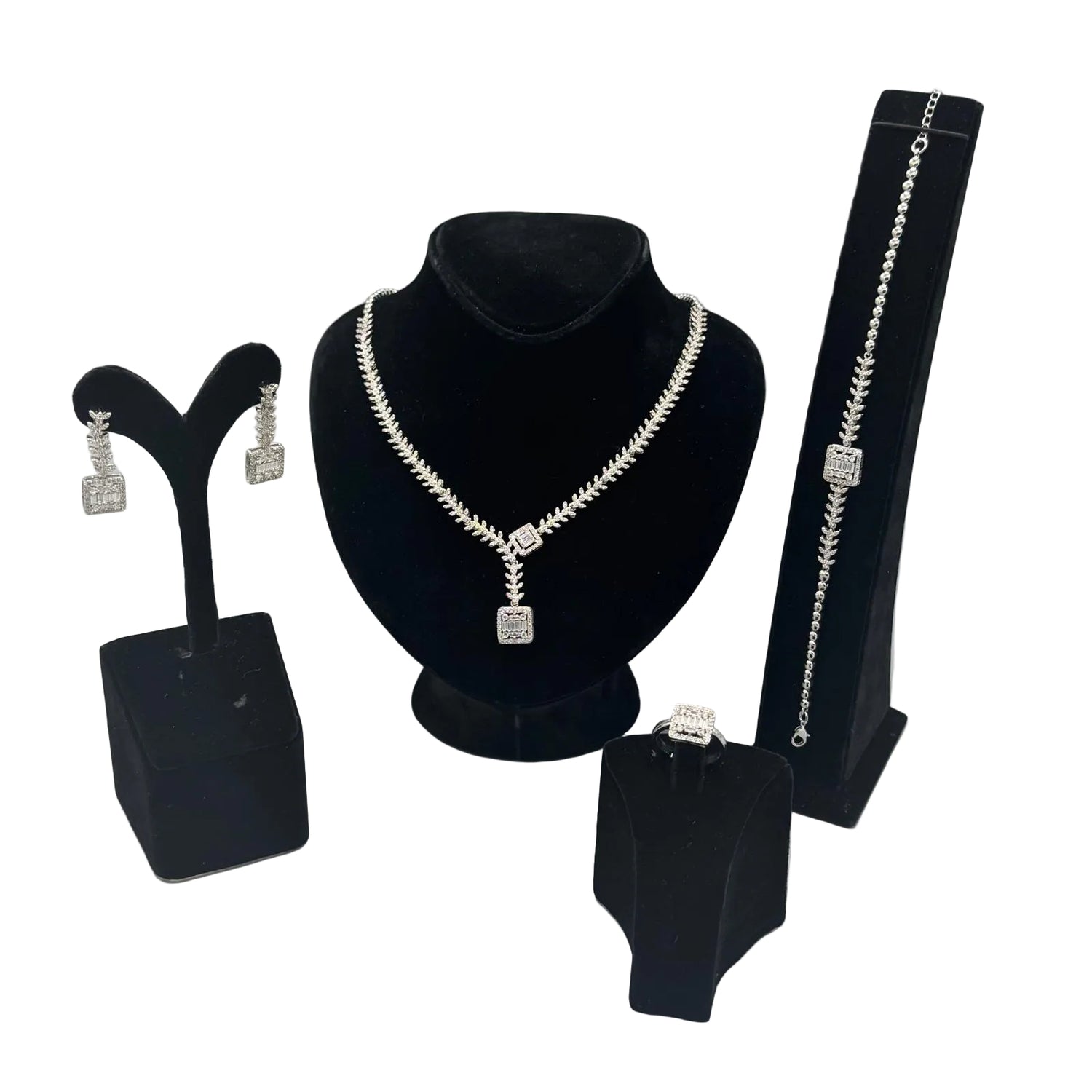 Necklace, Earrings, Ring and Bracelet Set A2