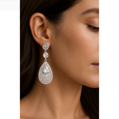 Luxurious dangling pear-cut zircon earrings