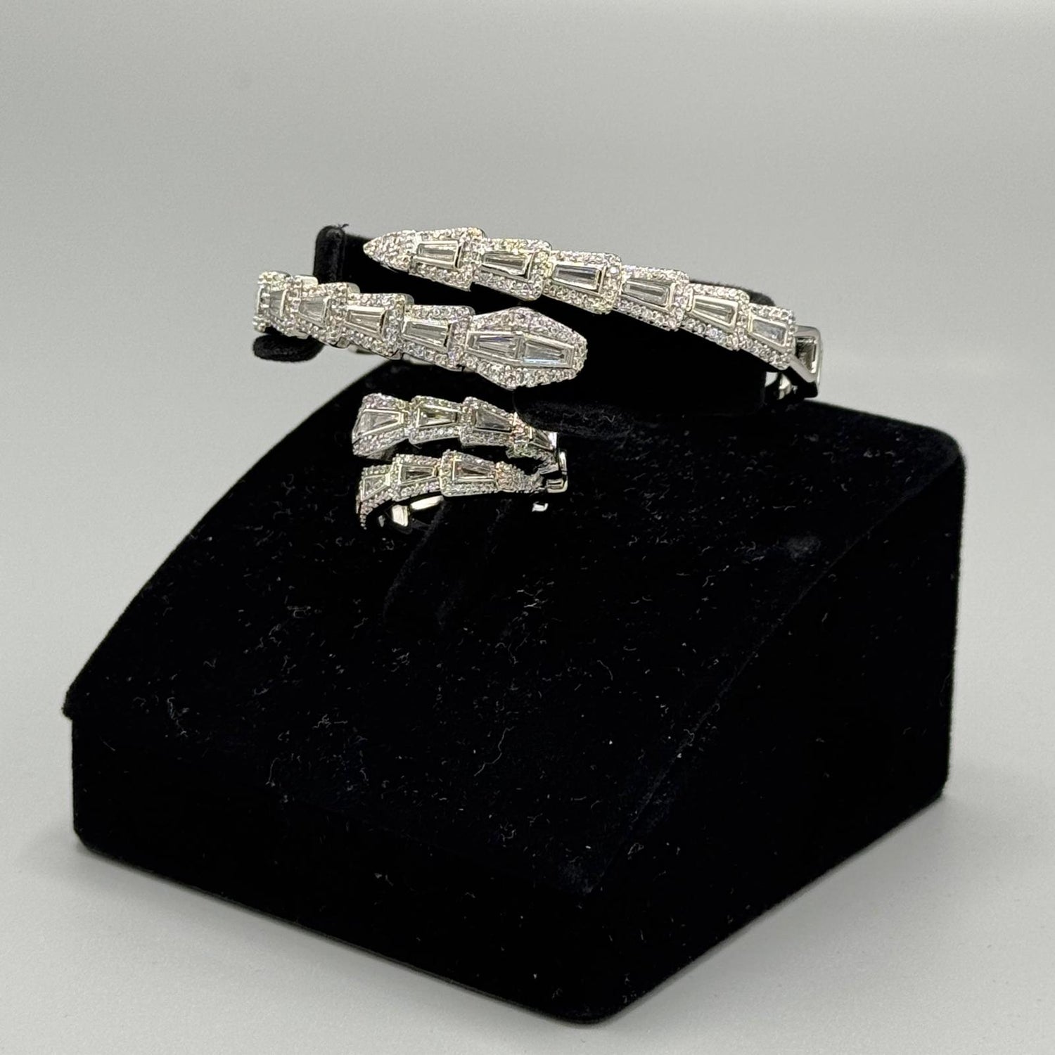 Bracelet with ring CM-016