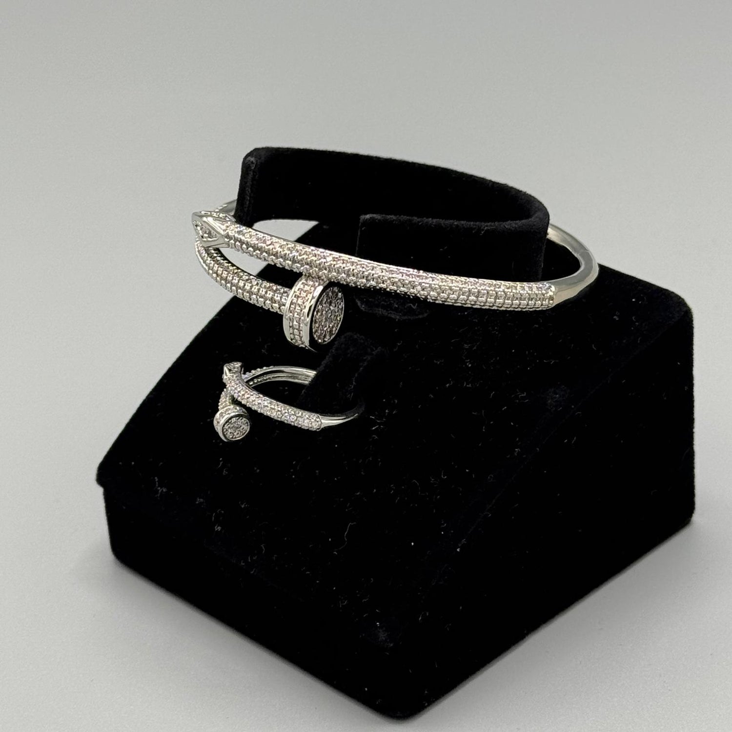 Bracelet with ring CM-014