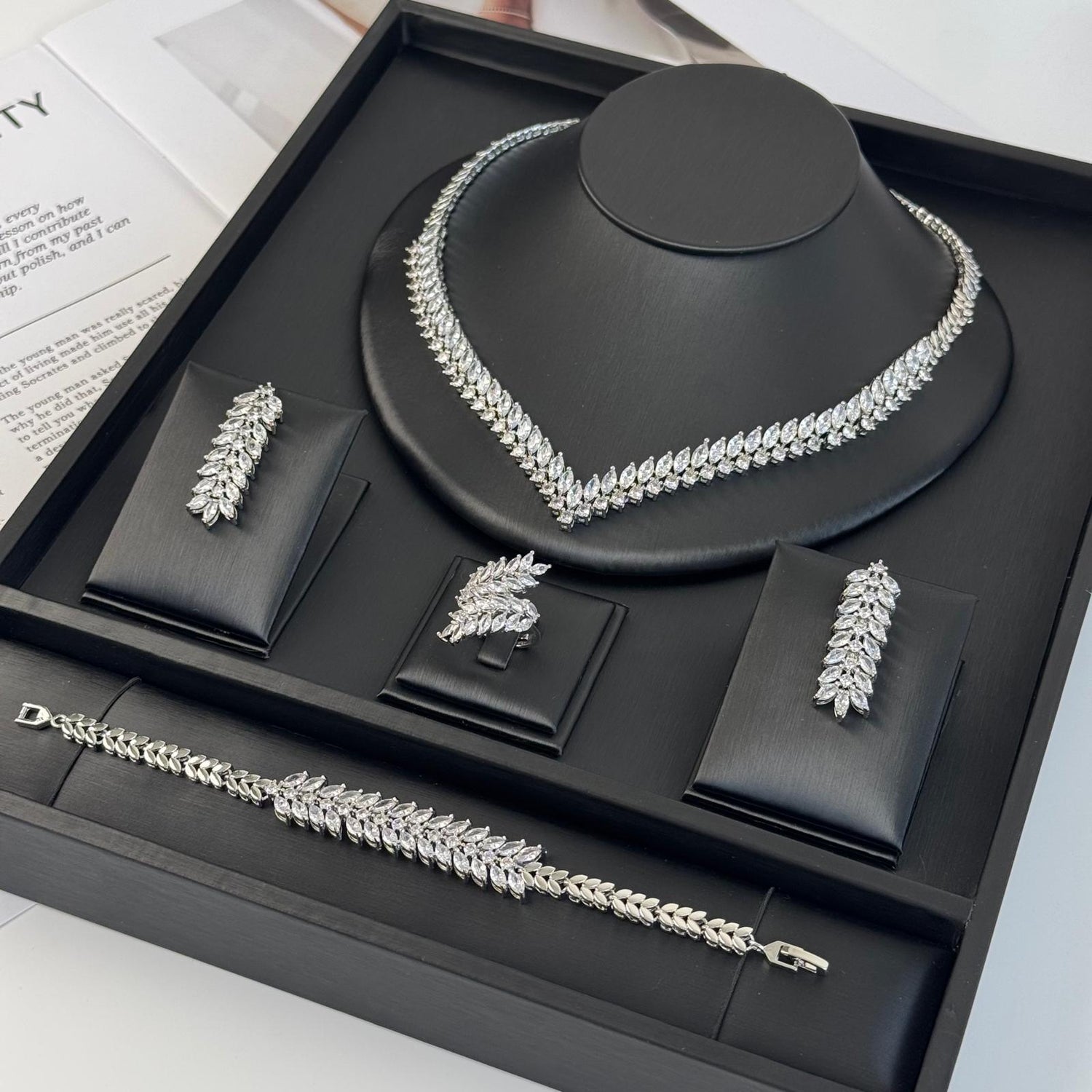 Embellished accessory set