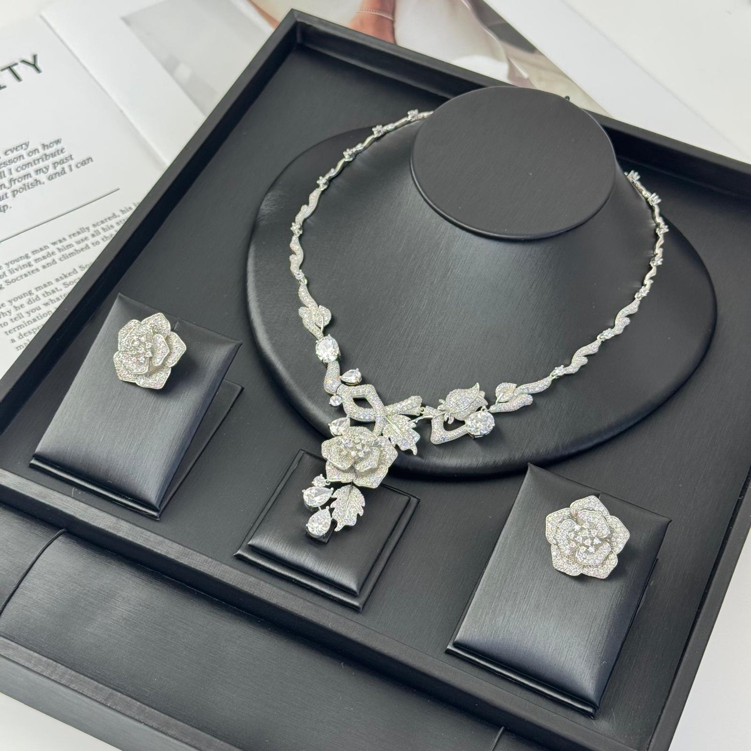 Embellished accessory set