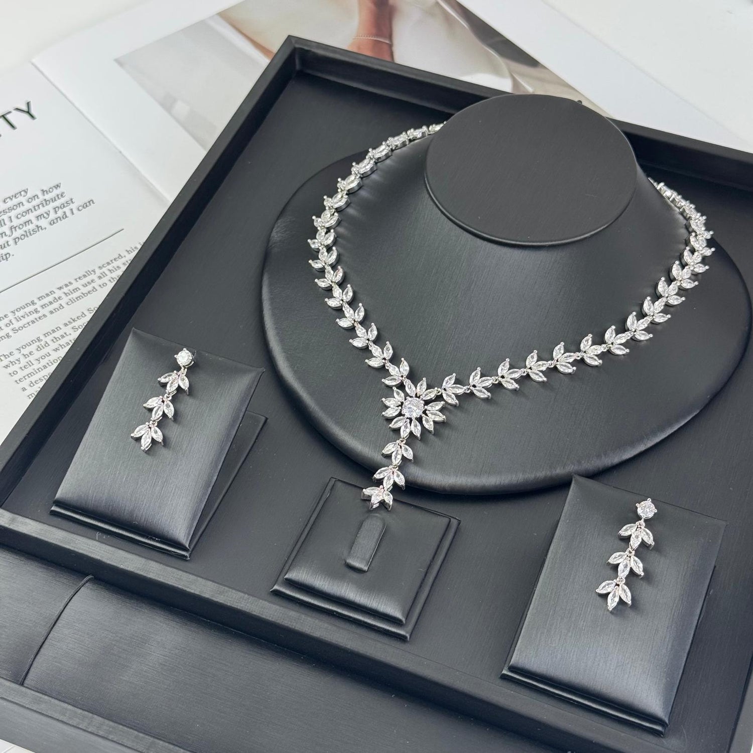 Embellished accessory set