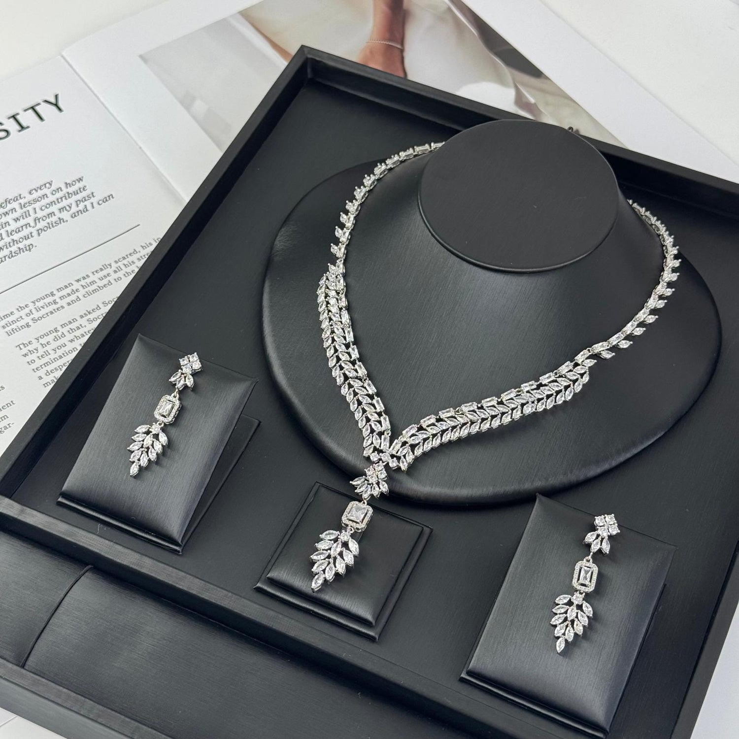 Embellished accessory set