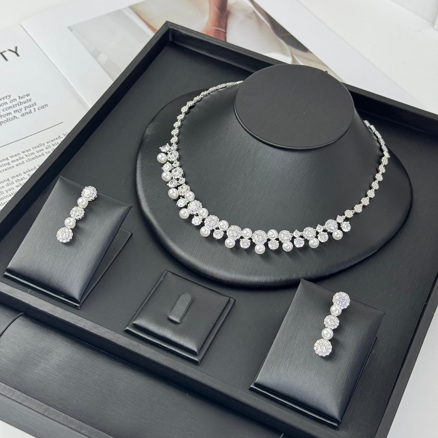 Embellished accessory set