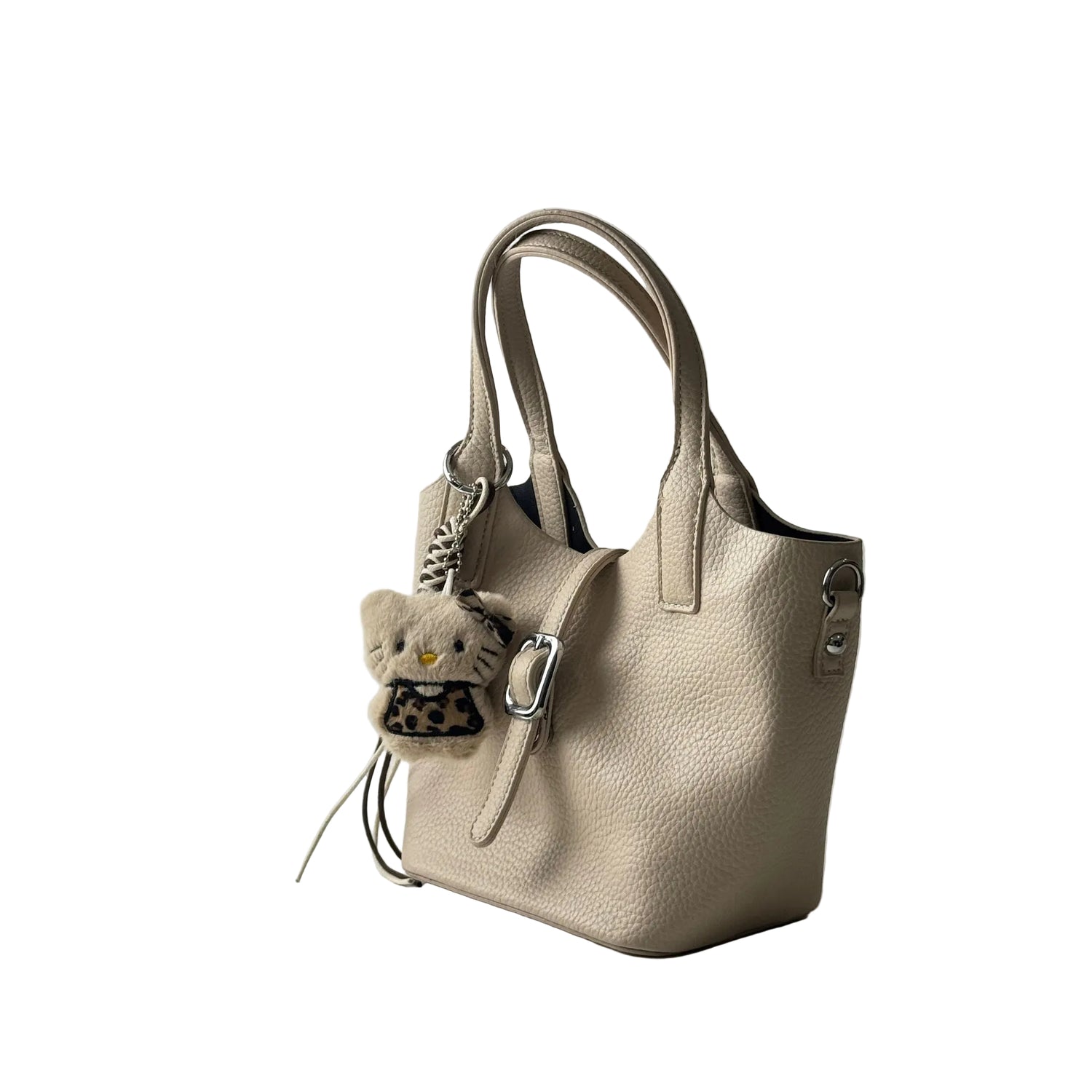 Stylish bag with a teddy bear