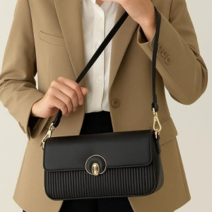  شنتة كريستن ولك لون اسود 