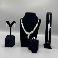   طقم اكسسوار 4 قطع لون فضي 